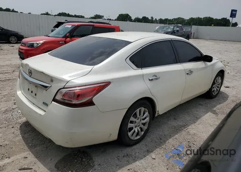 2013 Nissan Altima 2.5 z USA, uszkodzony, nr VIN 1N4AL3AP0DC148068